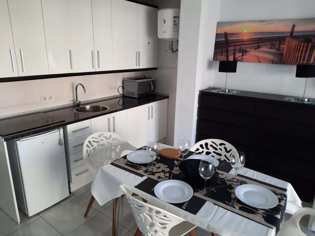 Happy Loix Apartamento Wifi Aa เบนิดอร์ม ภายนอก รูปภาพ